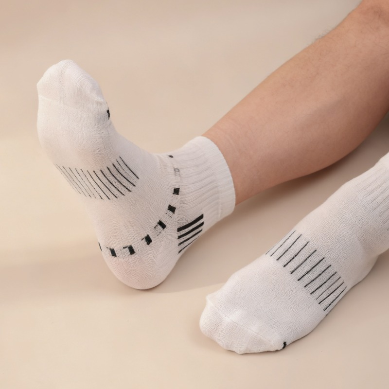 1-10 ペア通気性メッシュ男性靴下綿ローカット足首吸湿靴下 - Socks Ankle Men のレビューと価格